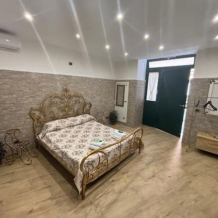 B&B La Storia Bari Esterno foto