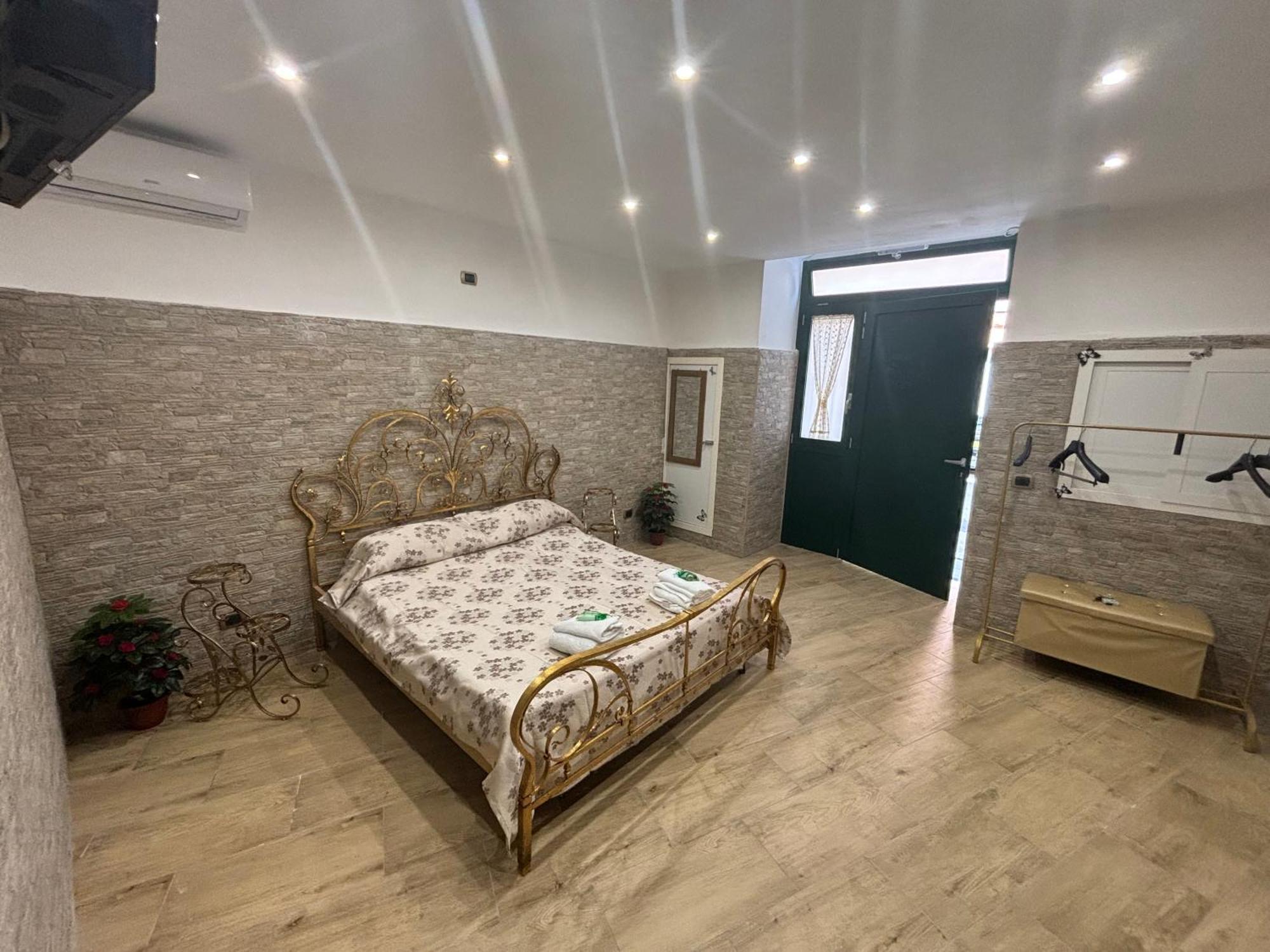 B&B La Storia Bari Esterno foto